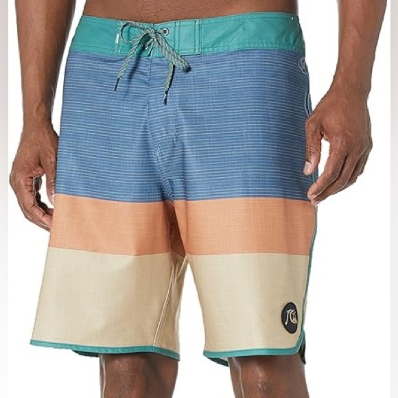 Quiksilver Men's Surfsilk Tijuana 19" Boardshort Beach shorts men size 32 - Picture 3 of 13